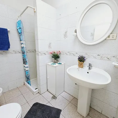 Centro Storico 산타테레사의갈루라