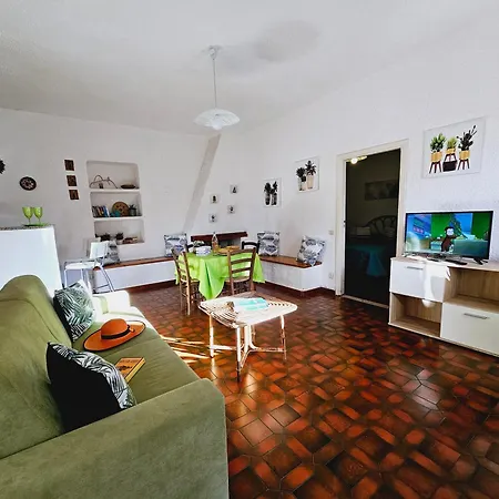 Centro Storico 산타테레사의갈루라